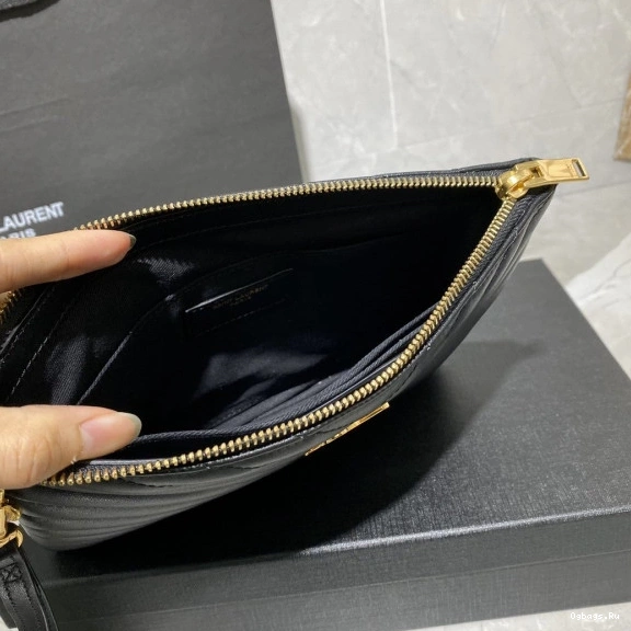 YSL CLUTCH MONOGRAM 0808